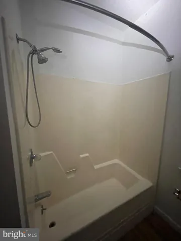 $1,500 | 222 Warren Avenue, Unit 1F, Baltimore, MD 21230