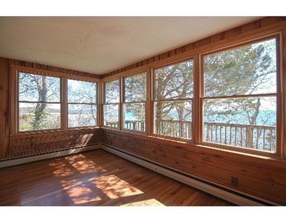 55 Lookout Point Road Plymouth, MA 02360 - Photo 28 of 42 a living room with a large window