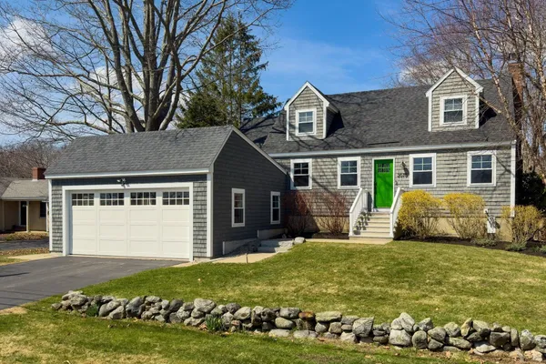 $1,795,000 | 2075 Ocean Boulevard, Rye, NH 03870