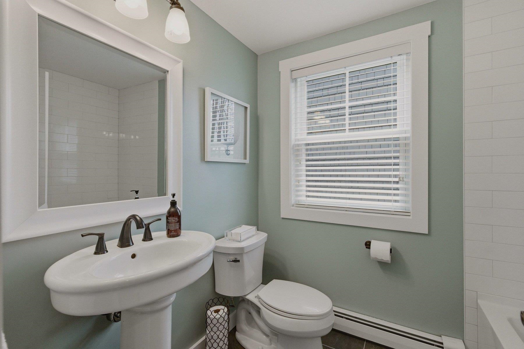 2075 Ocean Boulevard Rye, NH 03870 - Photo 15 of 60