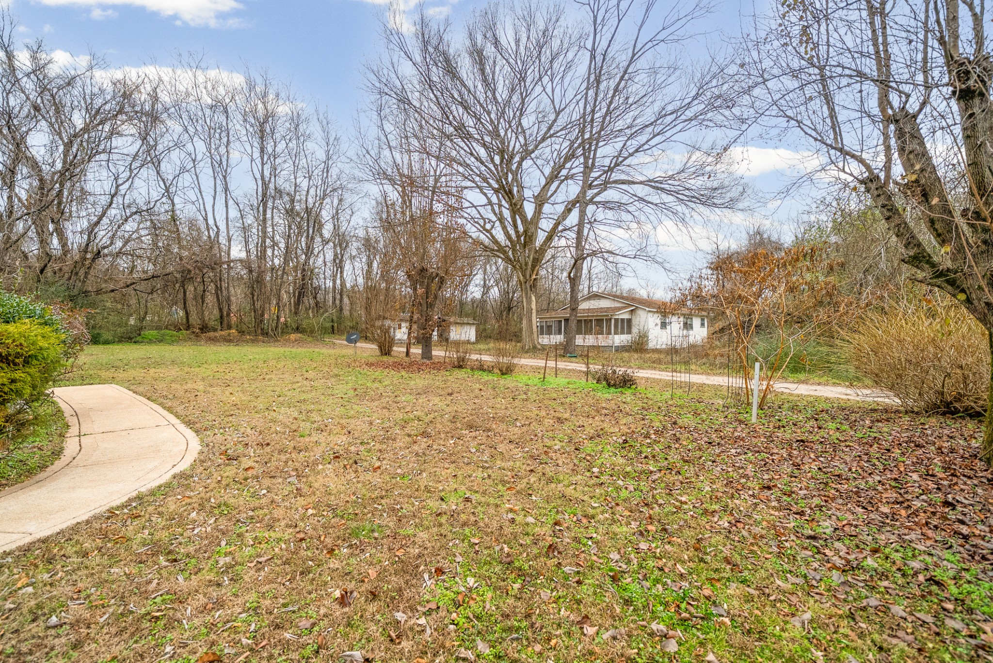 31 Whiteoak Road Stewart, TN 37175 - Photo 37 of 48 Gallery Image 37