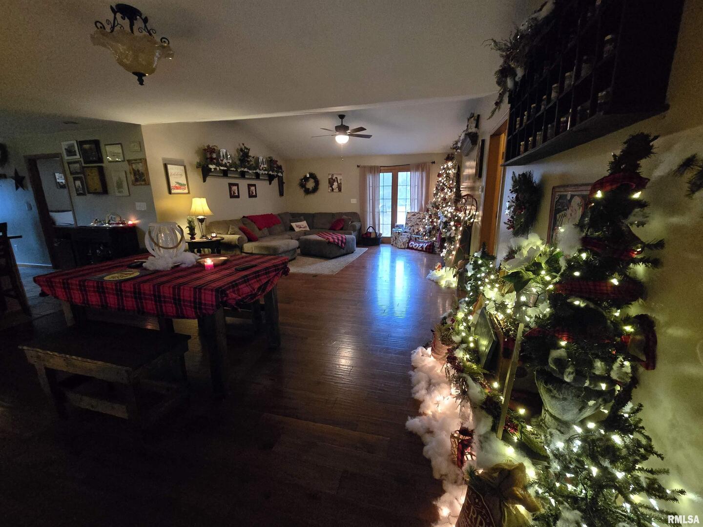 11882 Goshen Meadows Mount Vernon, IL 62864 - Photo 30 of 52 a view of a entryway with livingroom and furniture