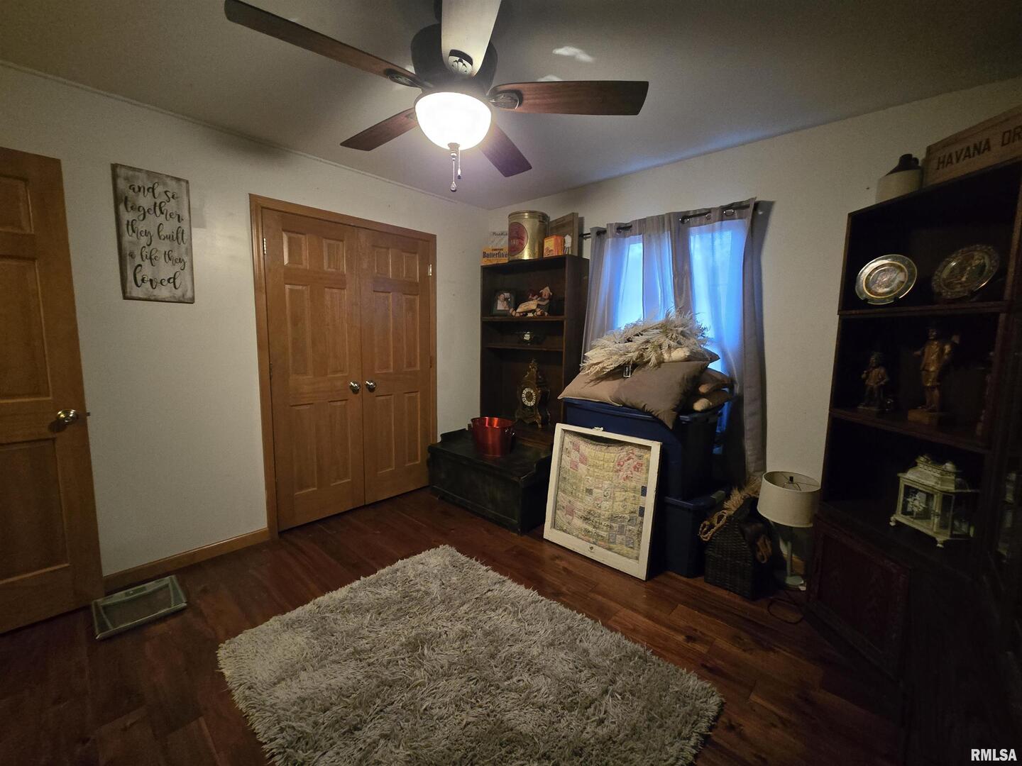 11882 Goshen Meadows Mount Vernon, IL 62864 - Photo 37 of 52 a living room with furniture and a flat screen tv