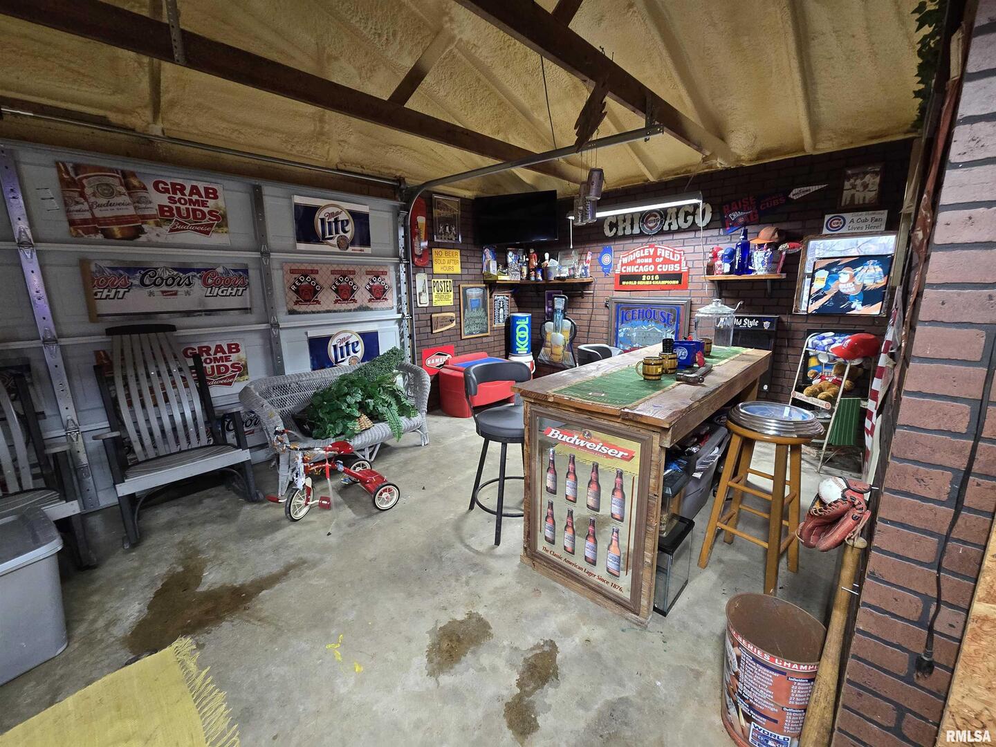 11882 Goshen Meadows Mount Vernon, IL 62864 - Photo 49 of 52 a view of a chairs in a room