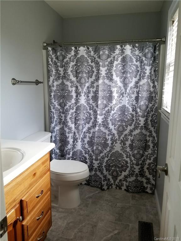 1369 Little Road Newton, NC 28658 - Photo 11 of 24 Gallery Image 11