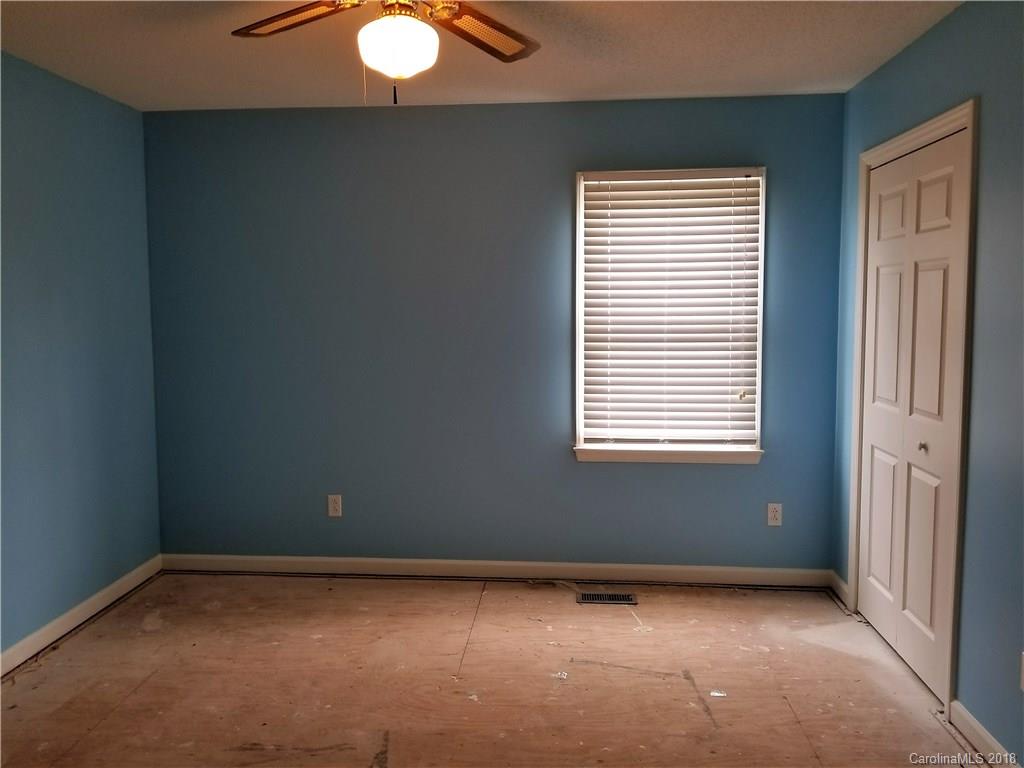 1369 Little Road Newton, NC 28658 - Photo 14 of 24 Gallery Image 14