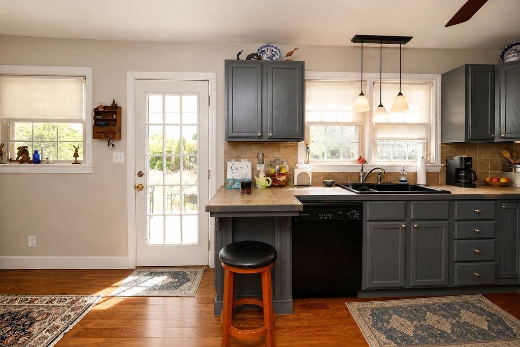 219 Robin Road Waynesboro, VA 22980 - Photo 11 of 39 Gallery Image 11