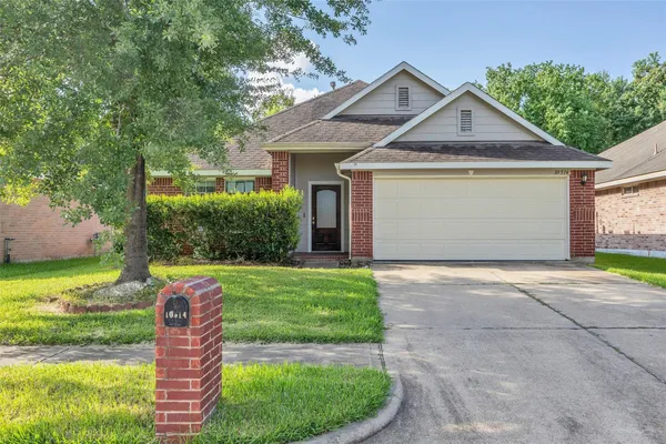 $2,500 | 10514 Lauren Creek Drive, Baytown, TX 77523
