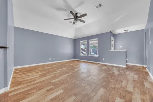 $2,500 | 10514 Lauren Creek Drive, Baytown, TX 77523
