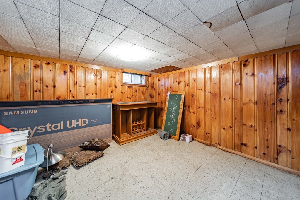 31 Arthur Street Springfield, MA 01104 - Photo 23 of 33