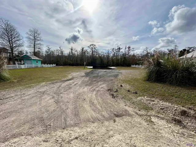 $43,900 | 26265 Riverscape Drive, Springfield, LA 70462