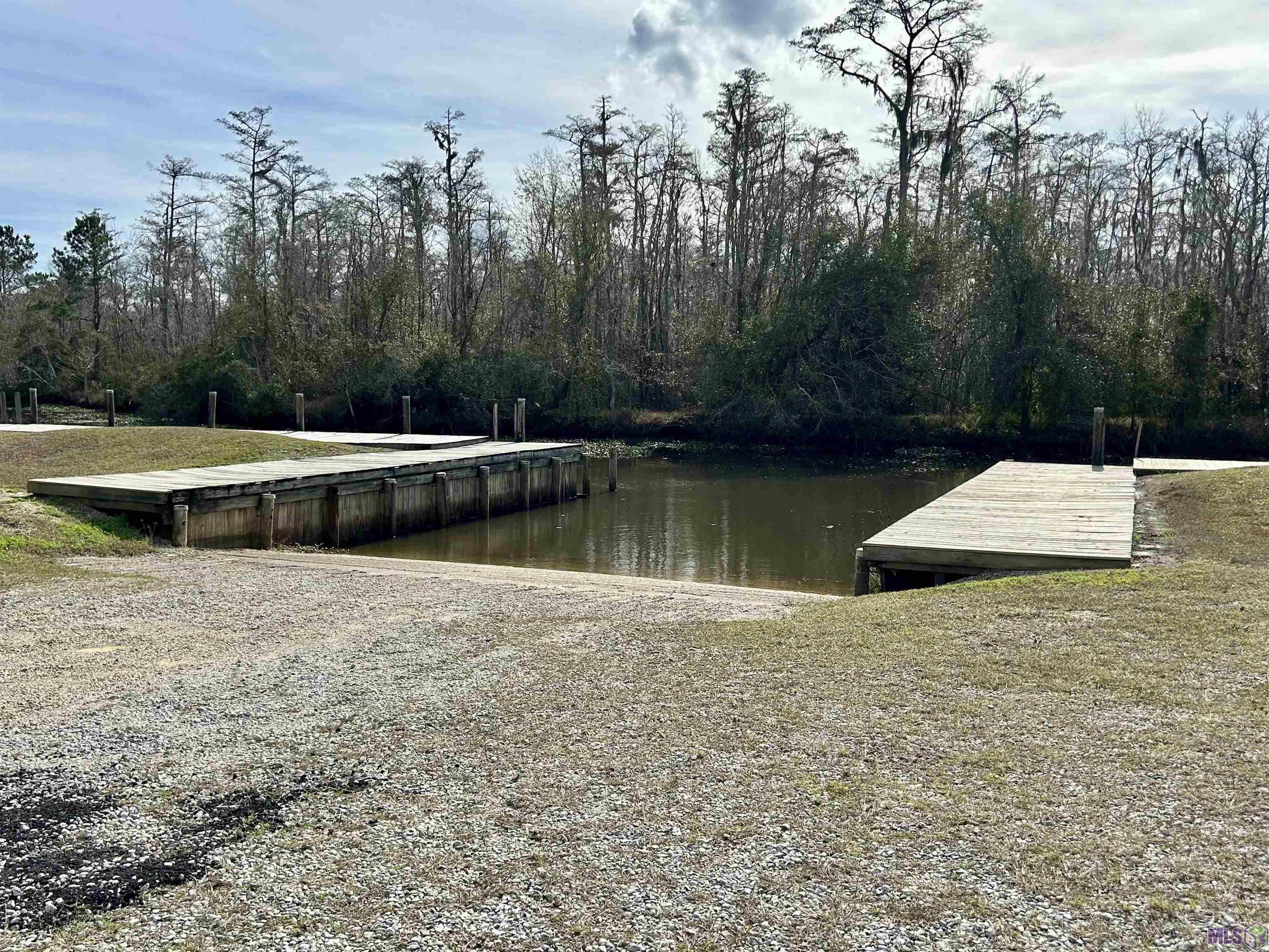 26265 Riverscape Drive Springfield, LA 70462 - Photo 7 of 9