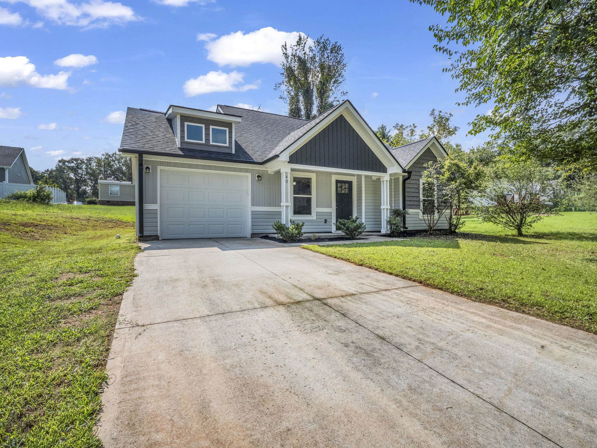40 Bomar Street Inman, SC 29349 - Photo 3 of 34