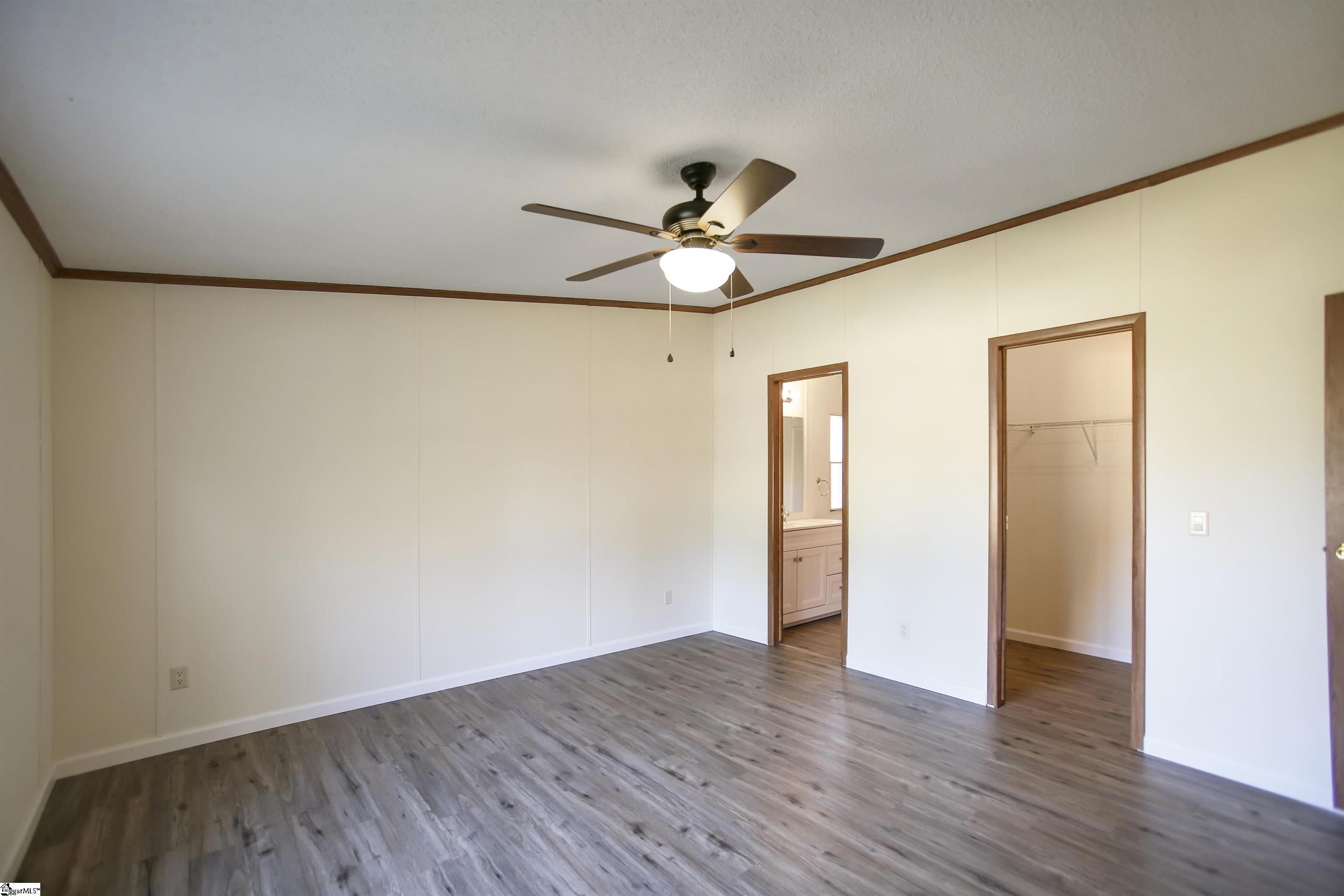 206 Hickory Downs Road Gray Court, SC 29645 - Photo 13 of 25