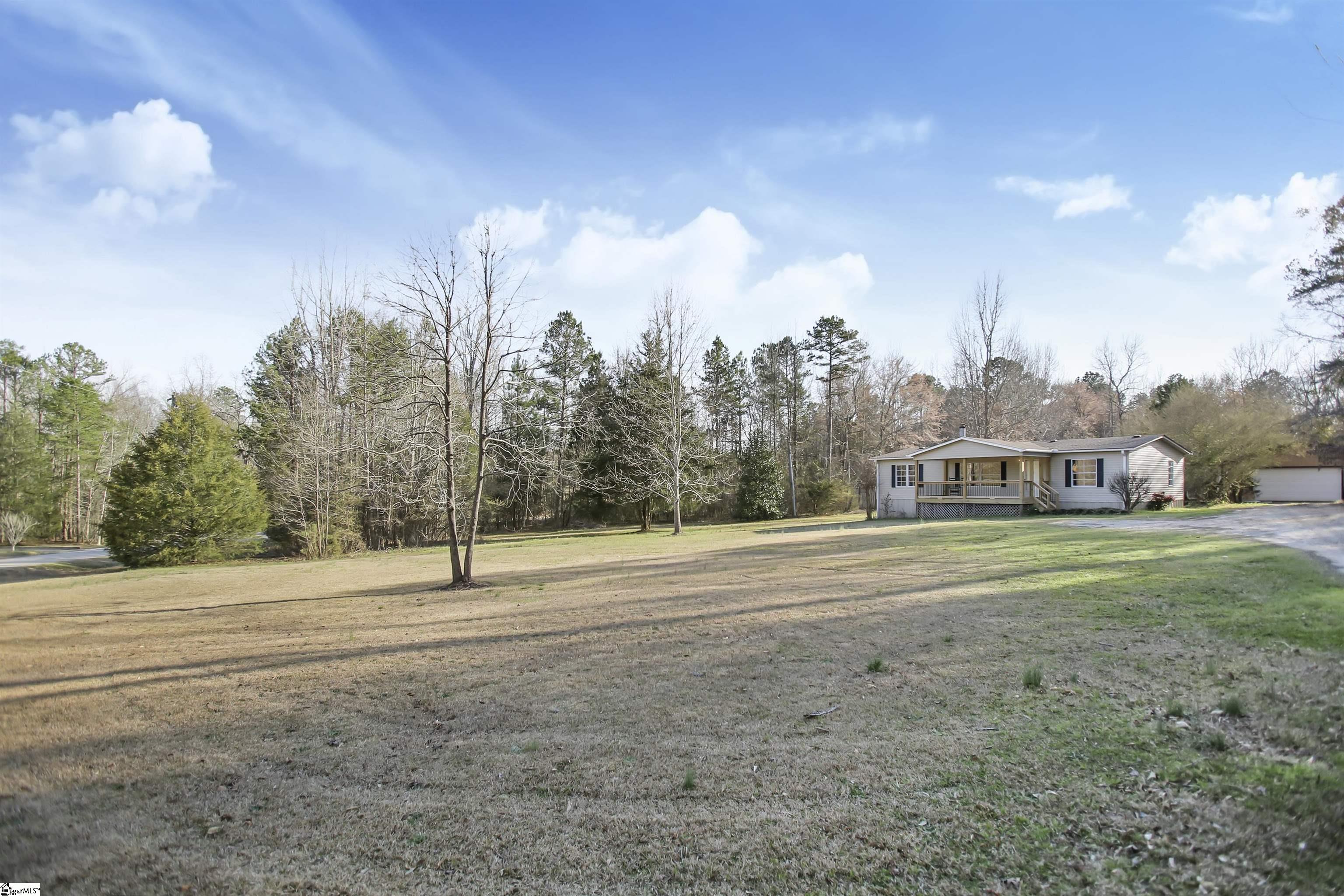 206 Hickory Downs Road Gray Court, SC 29645 - Photo 2 of 25