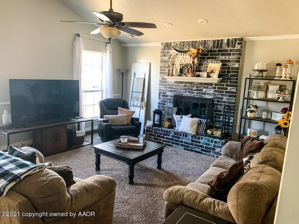 6813 Rochelle Lane Amarillo, TX 79109 - Photo 2 of 14 IMG_6209