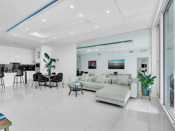 $14,000 | 2020 North Bayshore Drive, Unit 3303, Miami, FL 33137