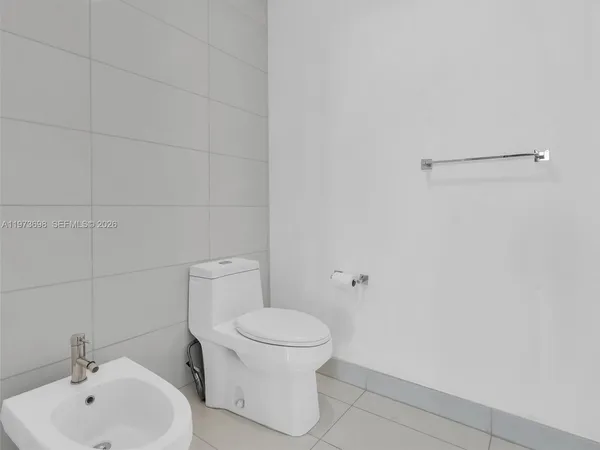 $14,000 | 2020 North Bayshore Drive, Unit 3303, Miami, FL 33137