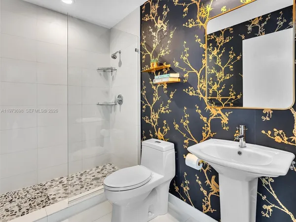 $14,000 | 2020 North Bayshore Drive, Unit 3303, Miami, FL 33137