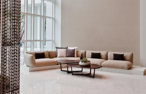 $14,000 | 2020 North Bayshore Drive, Unit 3303, Miami, FL 33137