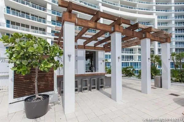 $14,000 | 2020 North Bayshore Drive, Unit 3303, Miami, FL 33137