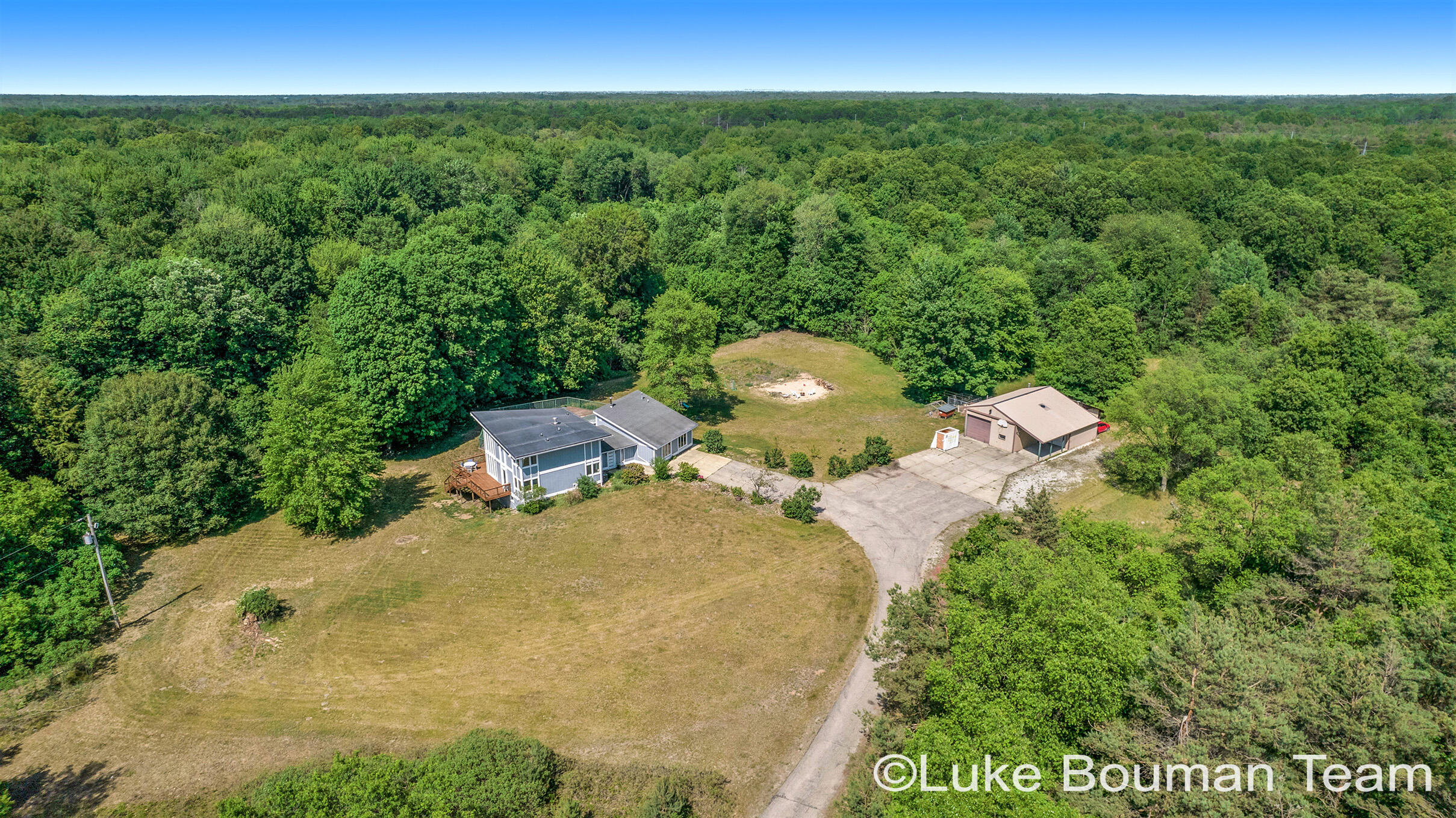 5556 Stringer Road Fruitport, MI 49415 - Photo 44 of 47 DJI_0342