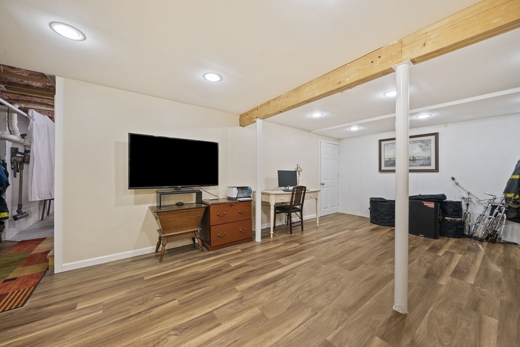 12 Hillcrest Road Kingston, MA 02364 - Photo 25 of 40