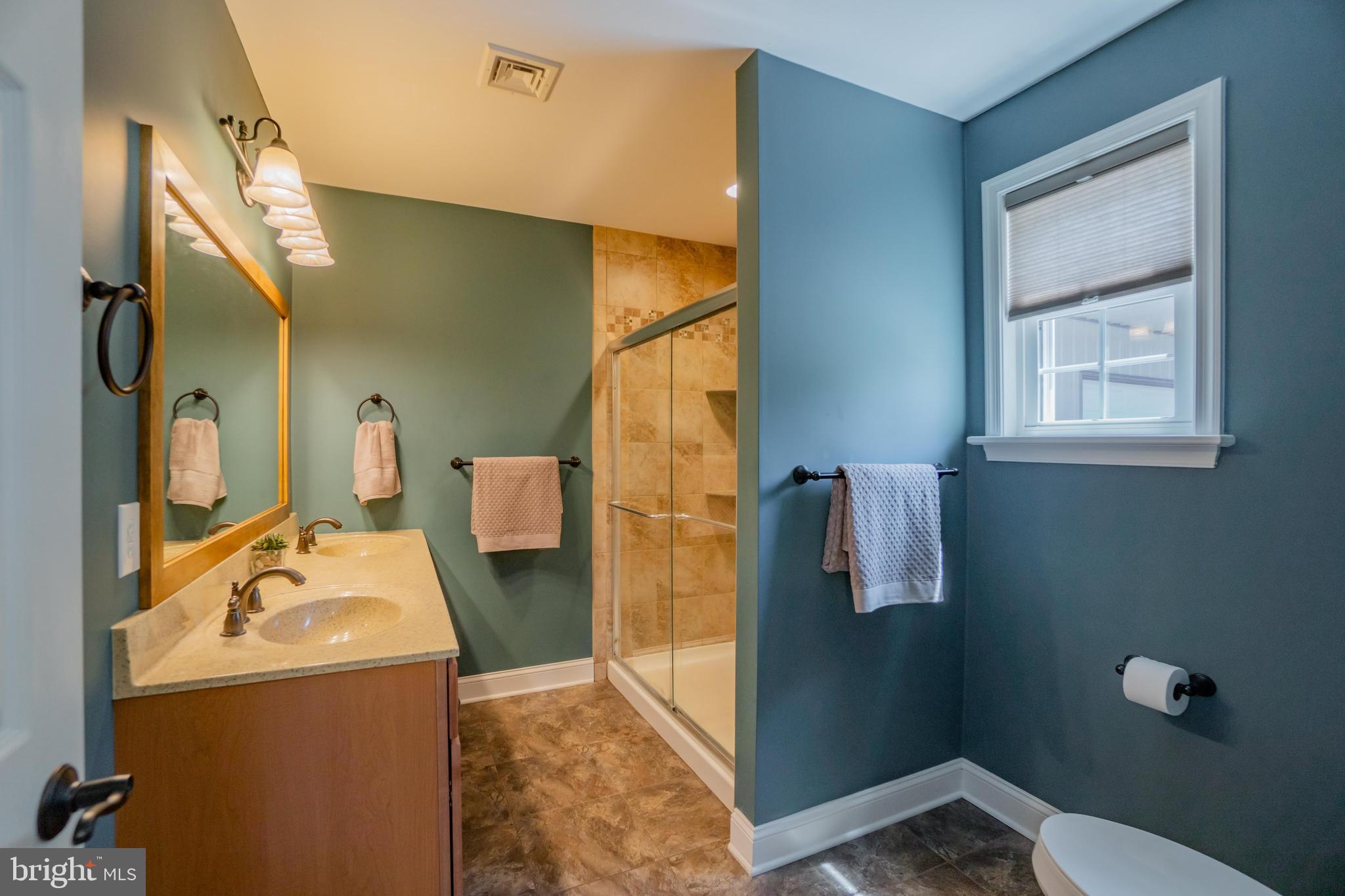 3750 Church Road Perkiomenville, PA 18074 - Photo 21 of 50 Main Bathroom