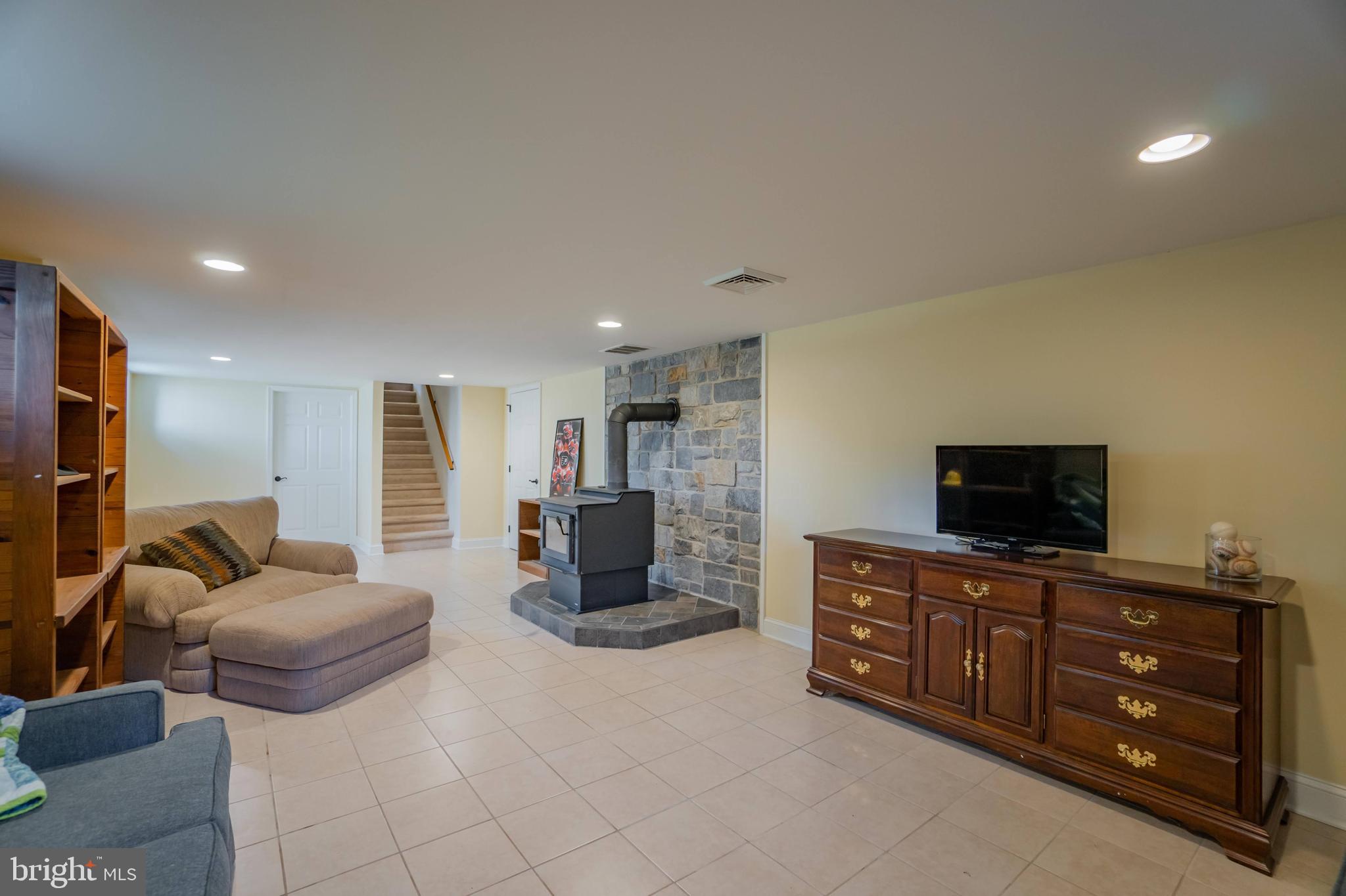 3750 Church Road Perkiomenville, PA 18074 - Photo 32 of 50 Family Room