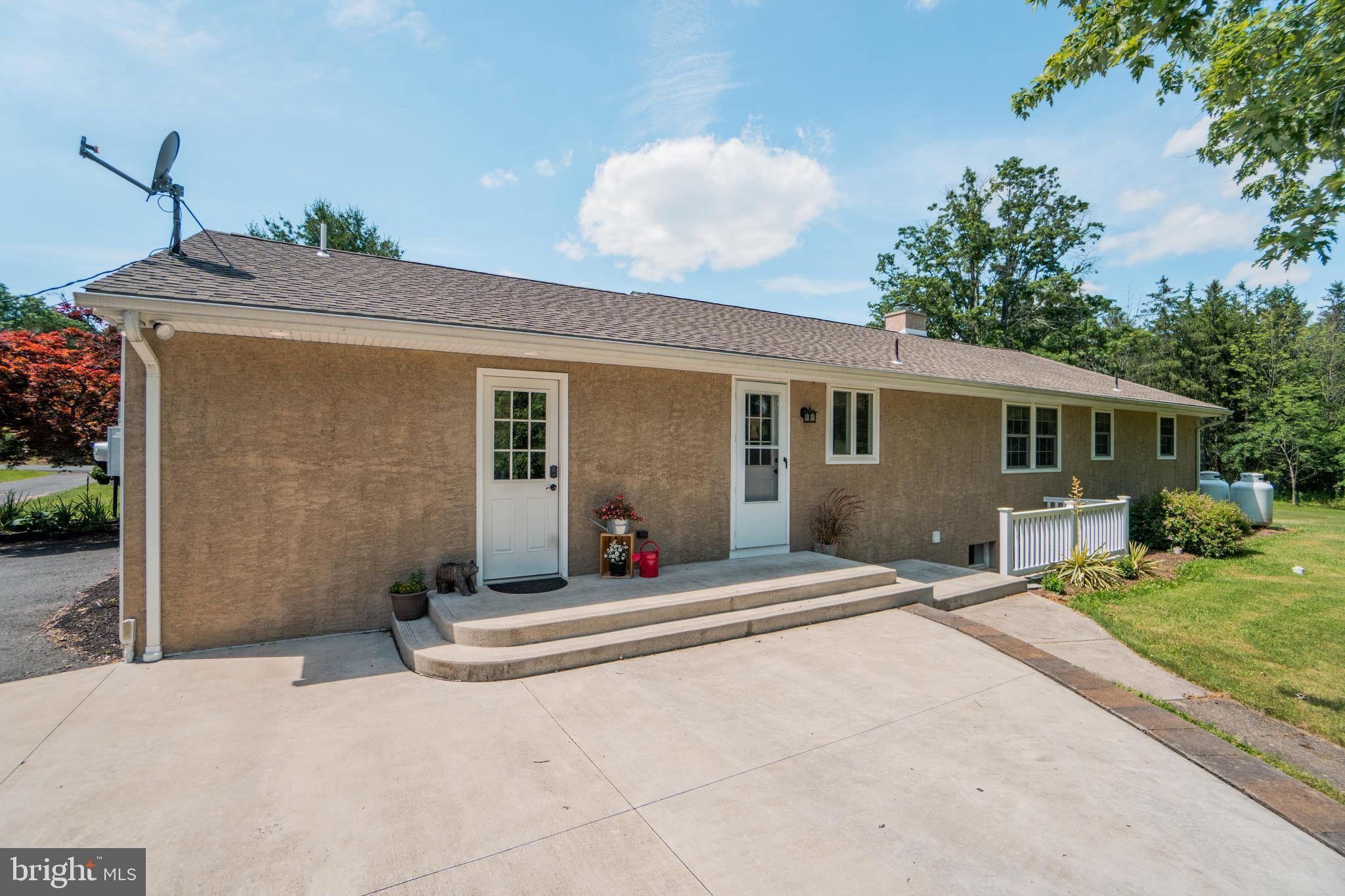 3750 Church Road Perkiomenville, PA 18074 - Photo 40 of 50 Back Patio