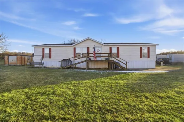 $59,900 | 735 Galaxy Drive, West Newton, PA 15089