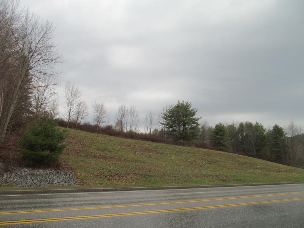 550 Highway 11 Sunapee, NH 03782 - Photo 3 of 7