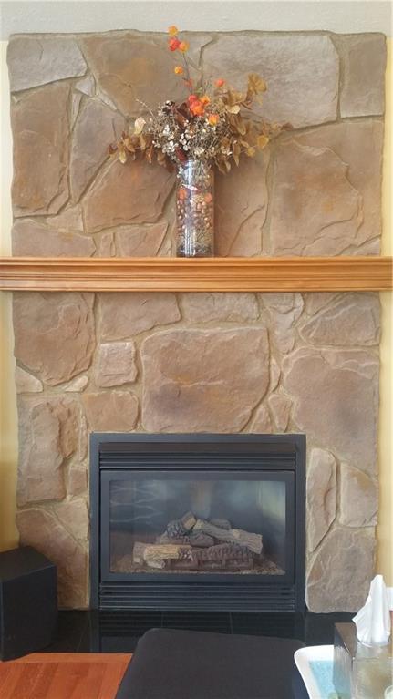 340 Rockfield Road Pittsburgh, PA 15243 - Photo 4 of 25
