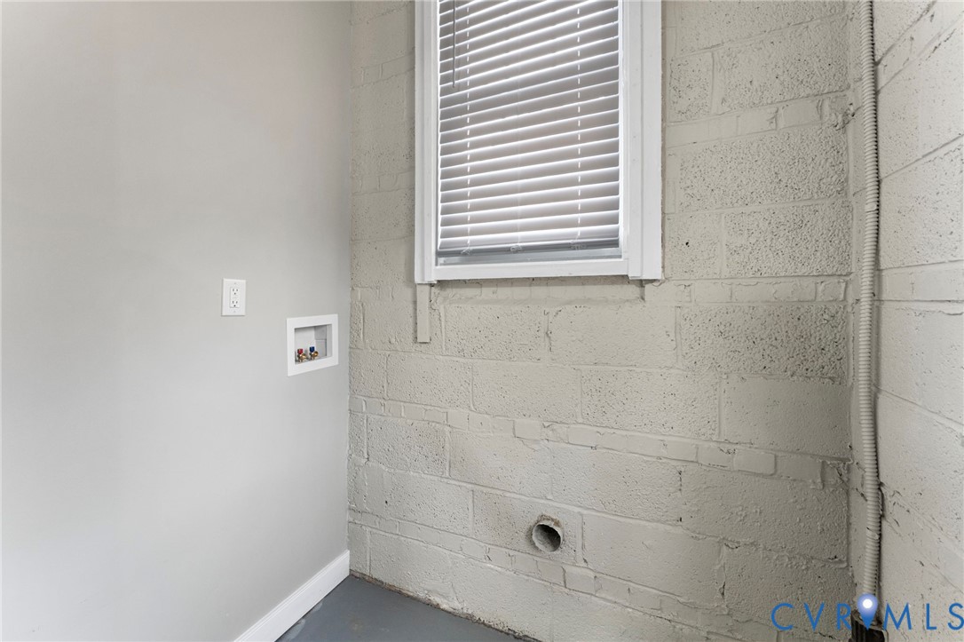 2425 Dumbarton Road Henrico, VA 23228 - Photo 14 of 31 Gallery Image 14