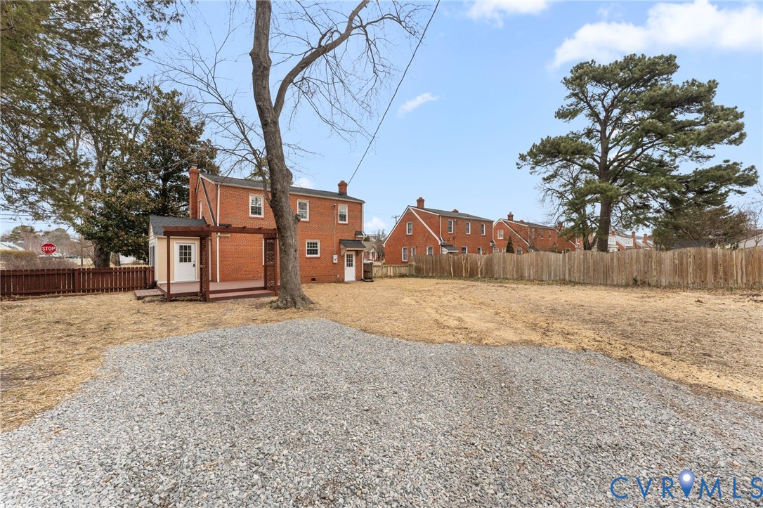 2425 Dumbarton Road Henrico, VA 23228 - Photo 23 of 31 Gallery Image 23