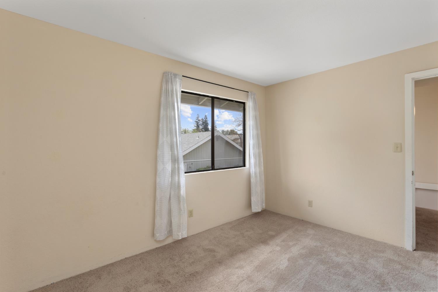 1151 Rivara Circle Sacramento, CA 95864 - Photo 16 of 21