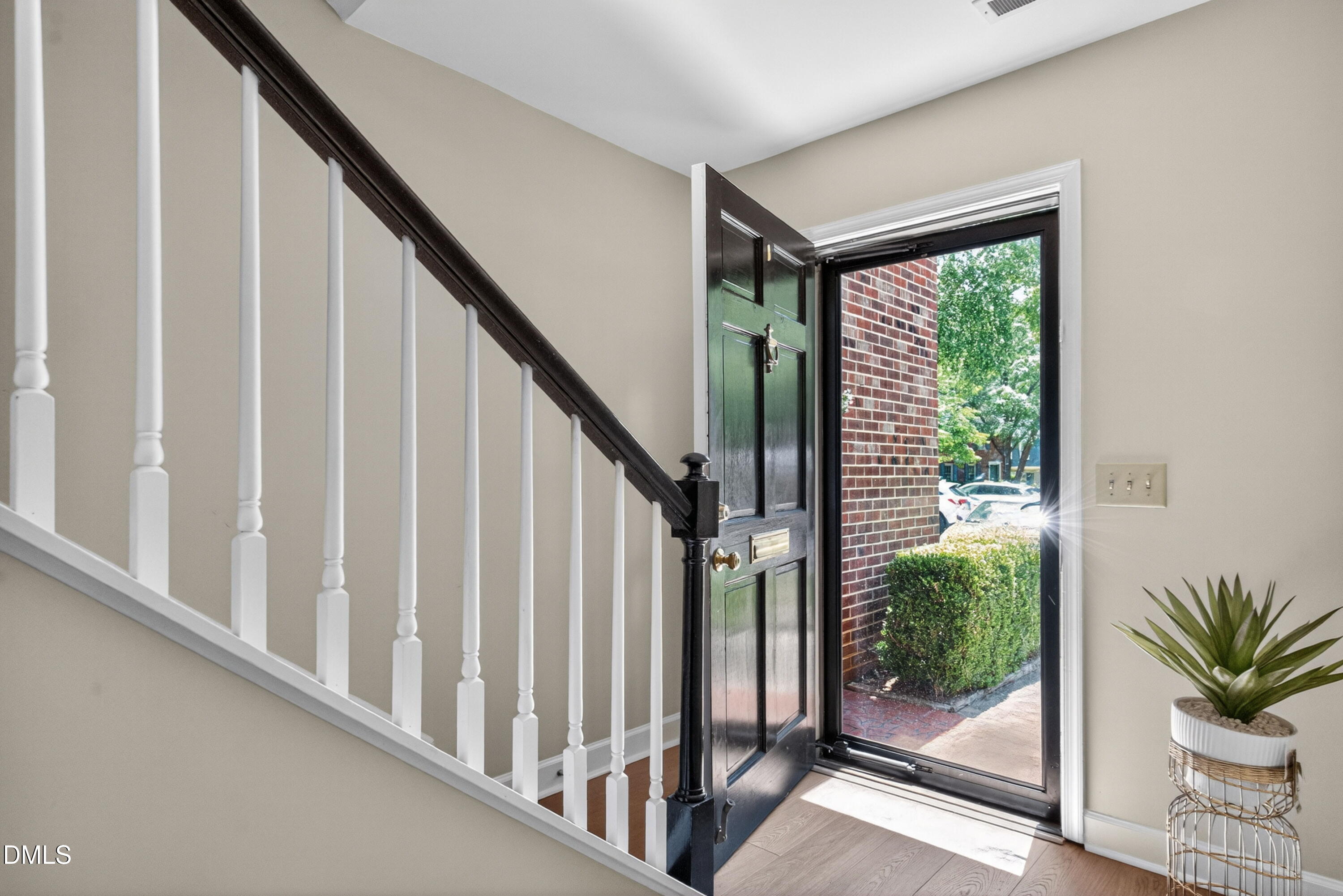 3128 Westbury Drive Raleigh, NC 27607 - Photo 6 of 23 virtual-tour-157428-photo-17787009757840