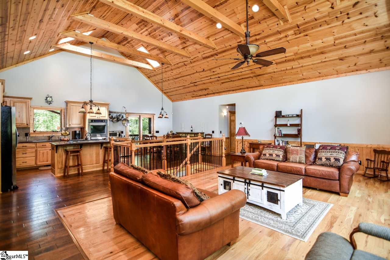 10 Table Rock Road Cleveland, SC 29635 - Photo 5 of 33