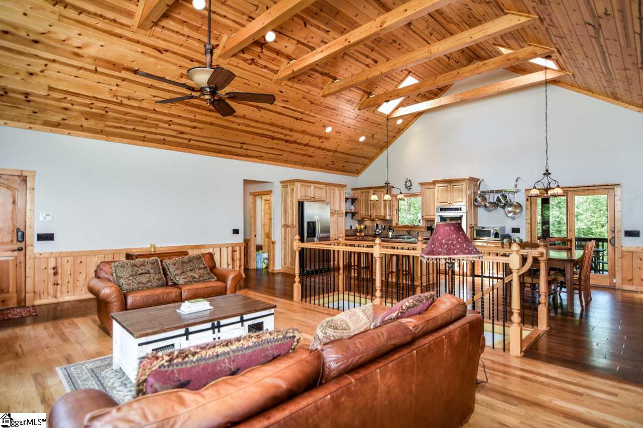 10 Table Rock Road Cleveland, SC 29635 - Photo 8 of 33