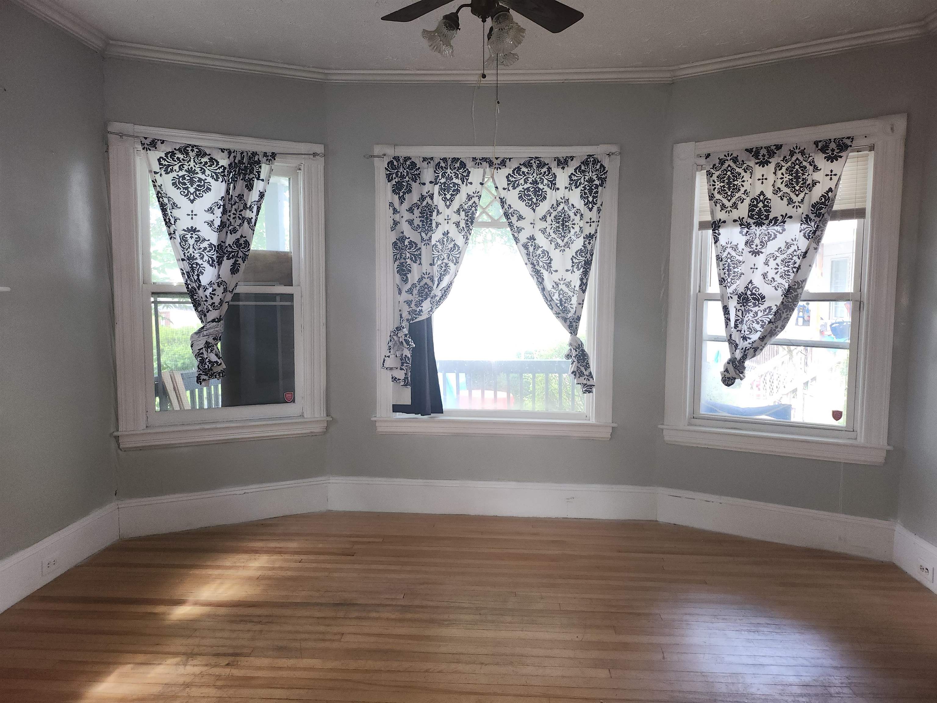 405 Hanover Street Manchester, NH 03104 - Photo 19 of 22 Gallery Image 19