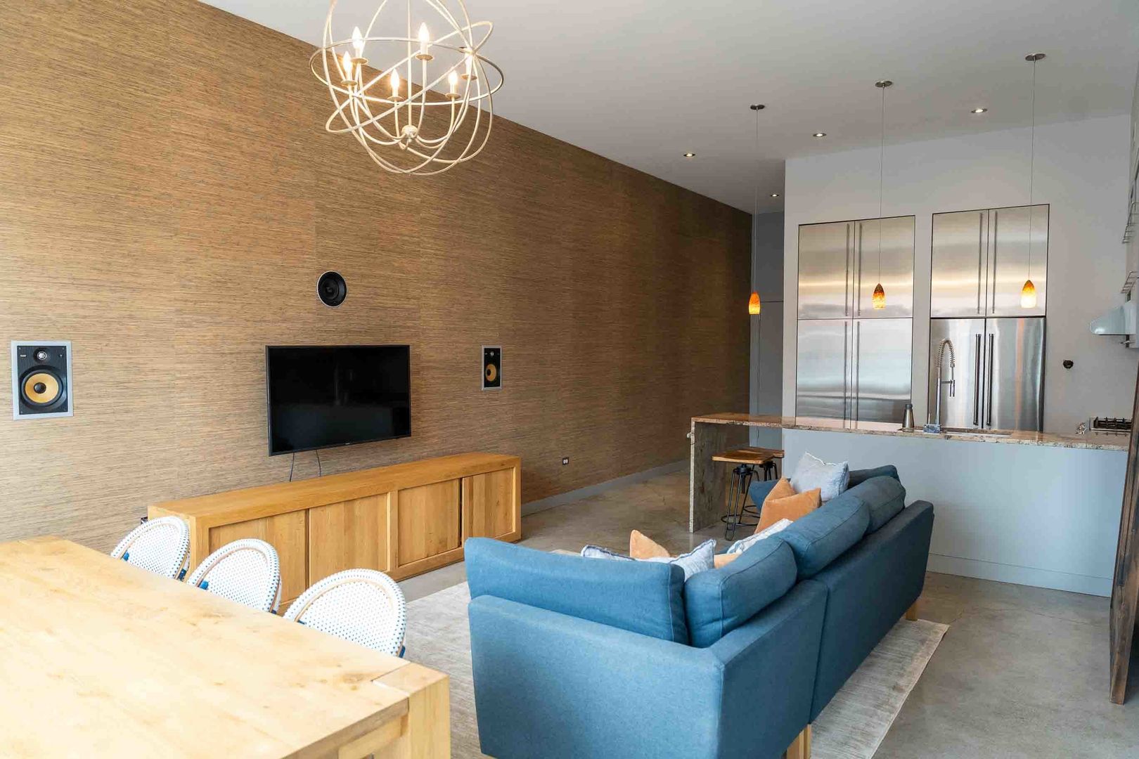 949 West Madison Street, Unit 602 Chicago, IL 60607 - Photo 3 of 17