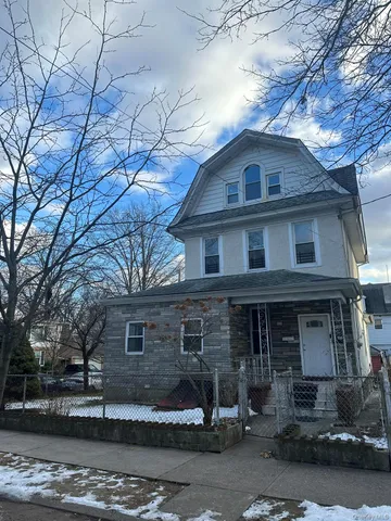 $1,200,000 | 85-20 85th Road | Woodhaven