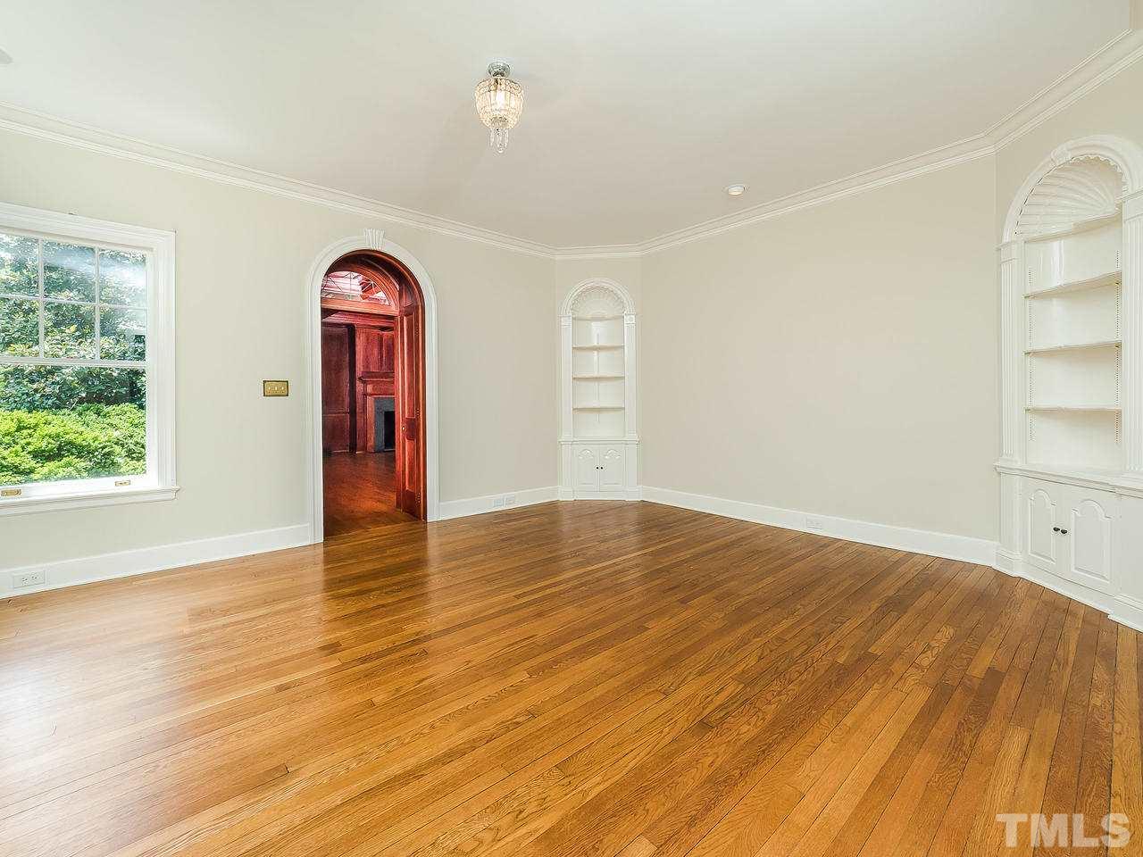 2419 Anderson Drive Raleigh, NC 27608 - Photo 7 of 30