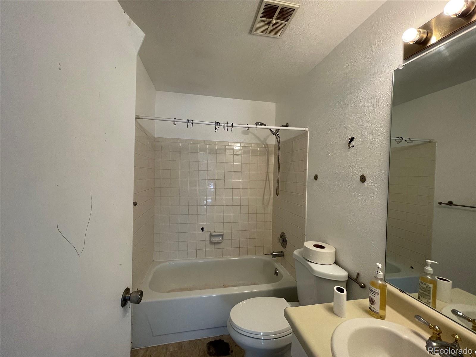 11305 Elm Drive Thornton, CO 80233 - Photo 11 of 21