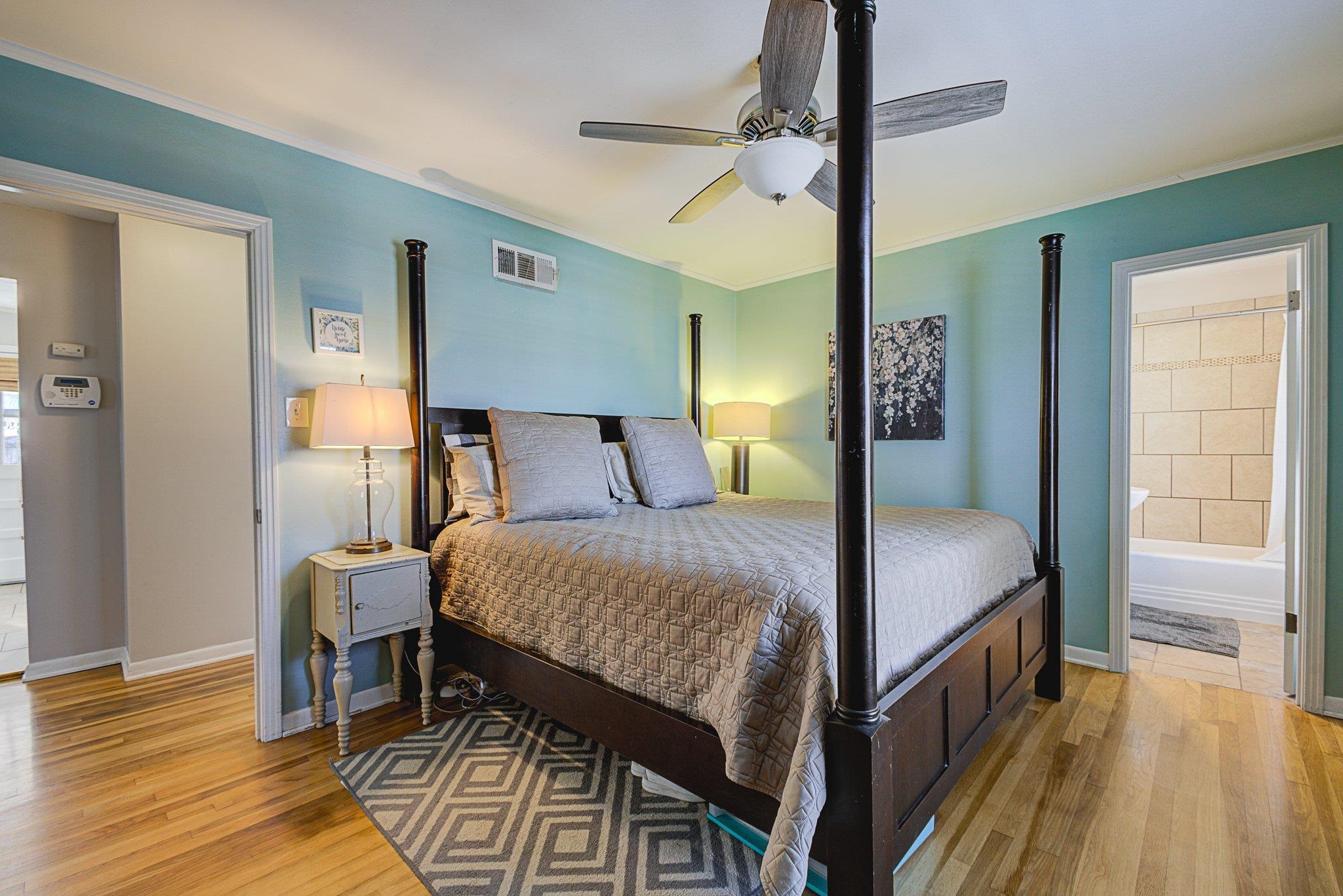 5661 Barfield Road Memphis, TN 38120 - Photo 17 of 31 Bedroom with ceiling fan and light hardwood / wood-style flooring