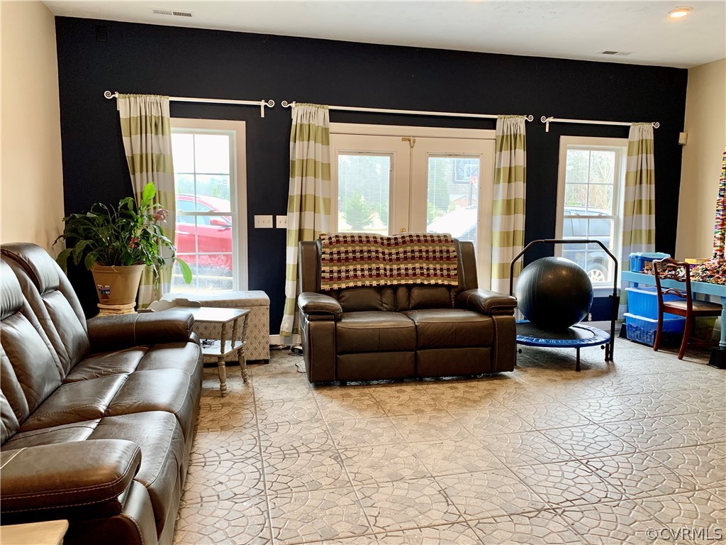 5201 Adkins Road Providence Forge, VA 23140 - Photo 18 of 34 Gallery Image 18