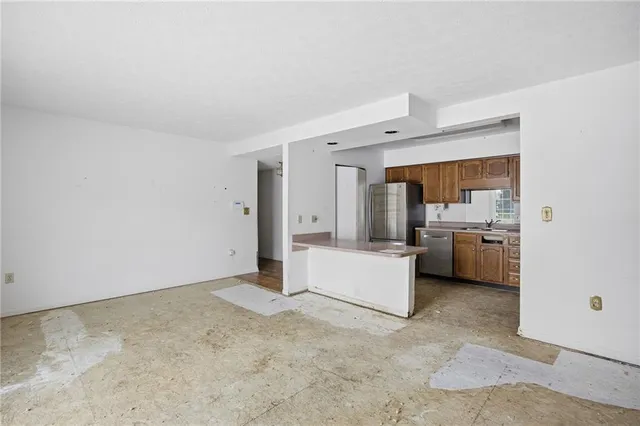 $160,000 | 506 Dehaven Court, Unit 506, Glenshaw, PA 15116