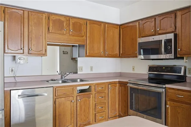 $160,000 | 506 Dehaven Court, Unit 506, Glenshaw, PA 15116