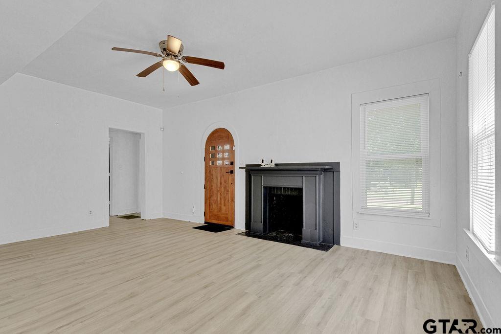 831 West Houston Street Tyler, TX 75702 - Photo 8 of 48