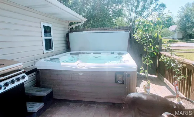 $285,000 | 308 Monroe Street, Desloge, MO 63601